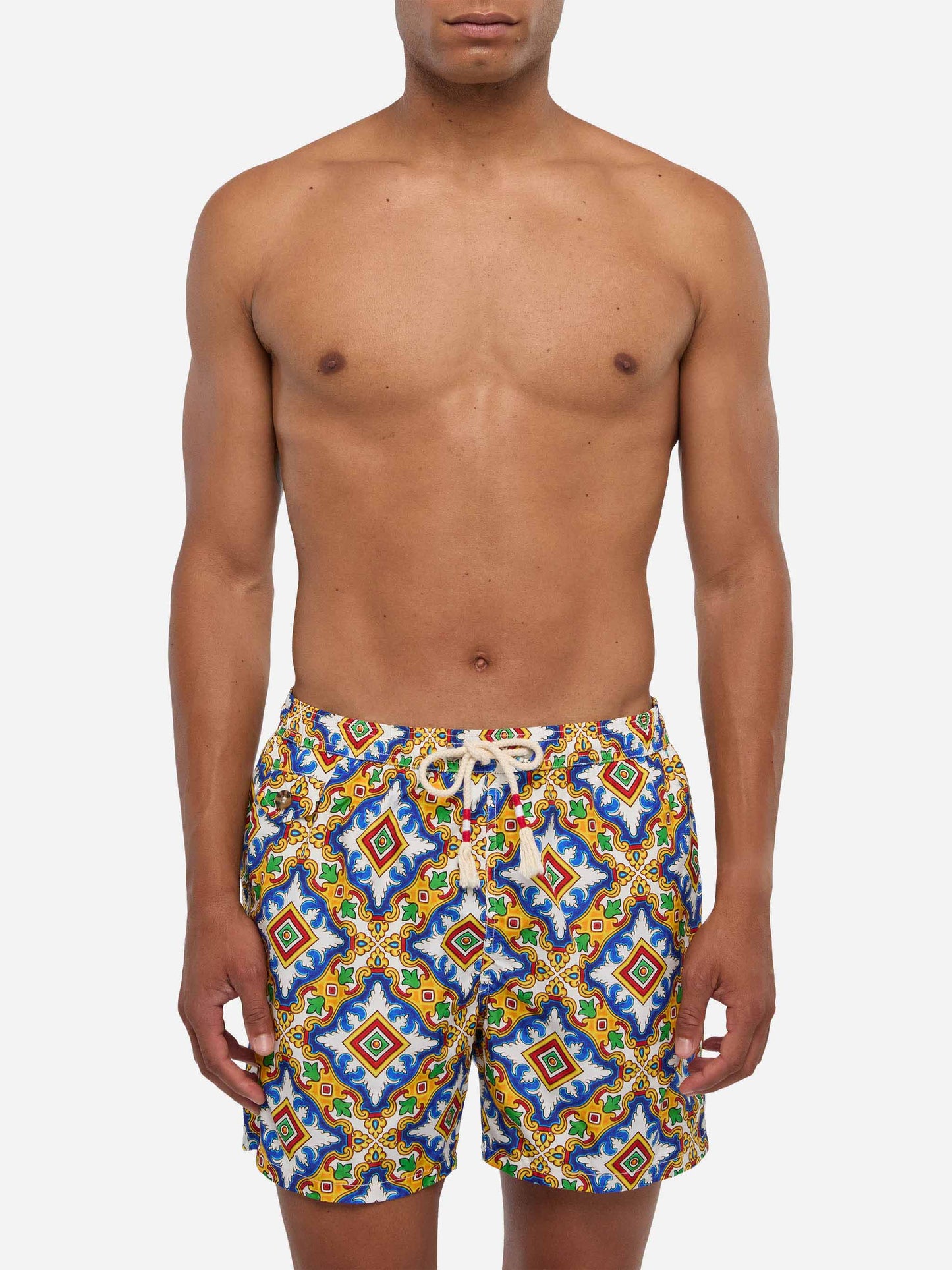Herren-Badeshorts aus leichtem Stoff mit Majolika-Print