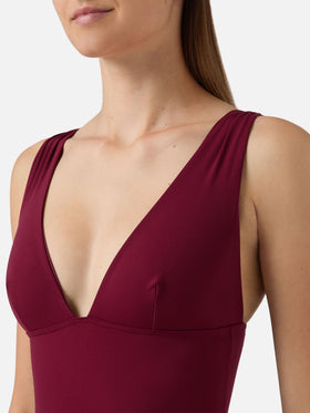 Maillot de bain une pièce Mavi avec décolleté en V profond en bordeaux uni 