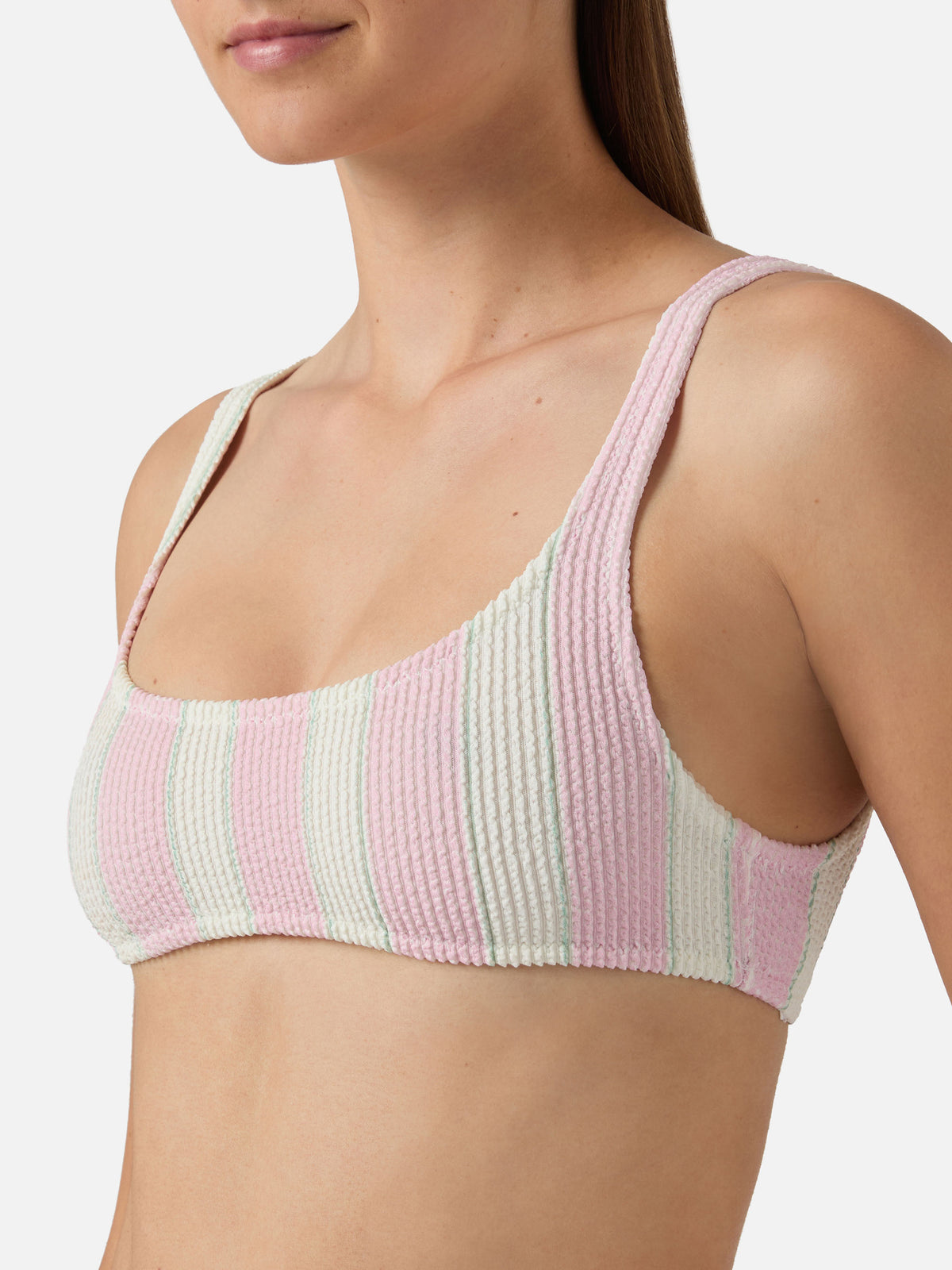 Top de bikini bralette Naima en tejido crinkle de rayas rosas 