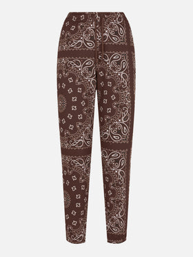 Pantalone da donna in felpa con stampa bandana marrone