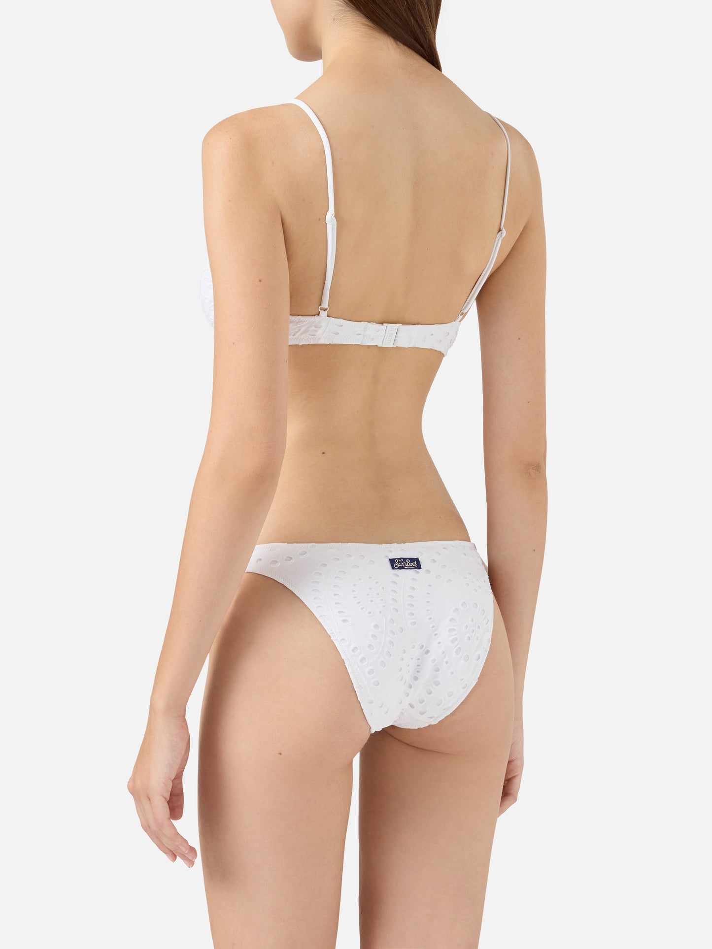 Klassische Badehose aus schwarzer Sangallo-Spitze von Yali – U-Ausschnitt-Bralette aus weißer Sangallo-Spitze von Paloma
