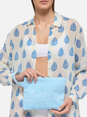 Pochette Pareasy azzurra con logo Saint Barth in jacquard