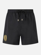 Schwarze mittellange Badeshorts Patmos für Herren mit Milan 125-Stickerei | AC MILAN 125 SPECIAL EDITION