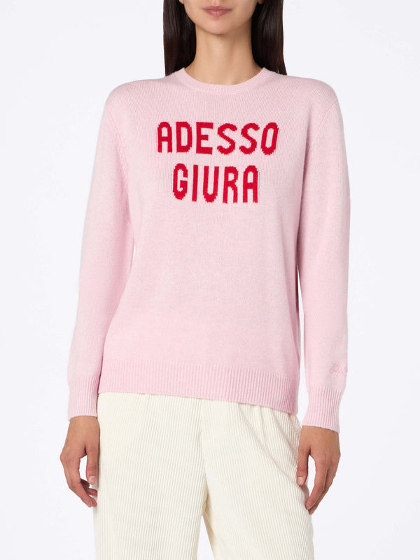 Maglione da donna rosa New Queen con stampa Adesso Giura