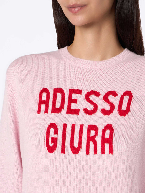 Maglione da donna rosa New Queen con stampa Adesso Giura