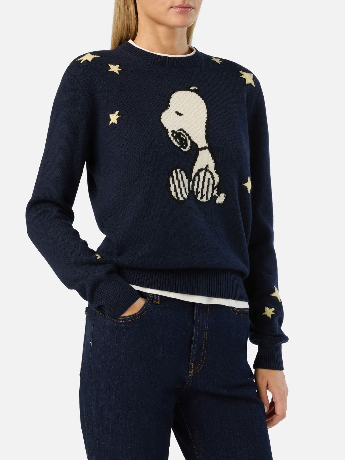 Punto de cuello redondo New Queen en azul marino blue con intarsia de Snoopy | Special edition 
