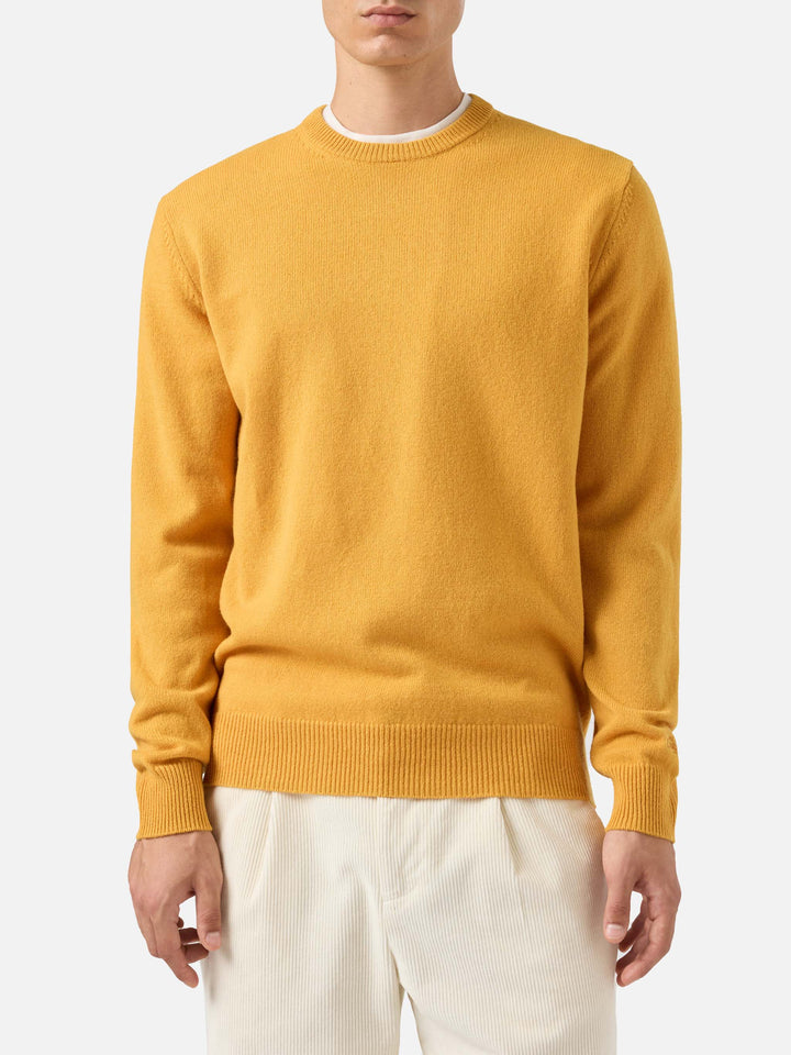 Regent yellow ochre lambswool sweater