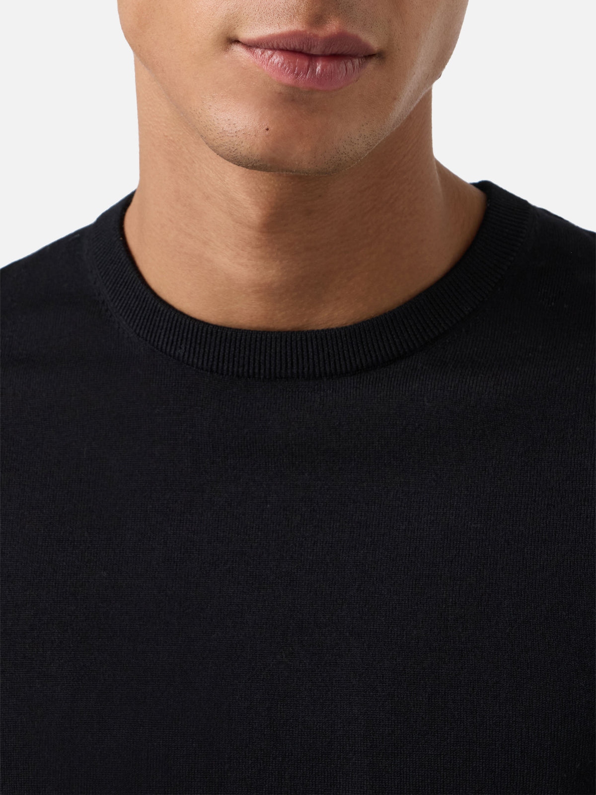 Black Regent merino wool crewneck