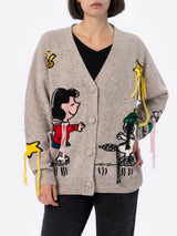 Damen-Donegal-Cardigan Sasi mit Snoopy-Stickerei | SNOOPY PEANUTS SPECIAL EDITION