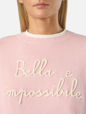 Jersey de punto con cuello redondo Tessa rosa en mezcla de lana y cashmere con bordado Bella E Impossibile 