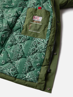 Man military green hooded parka Voyager with bandanna print