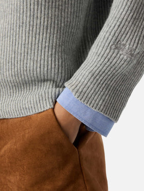 Maglia Yaoni grigia in lana con collo polo