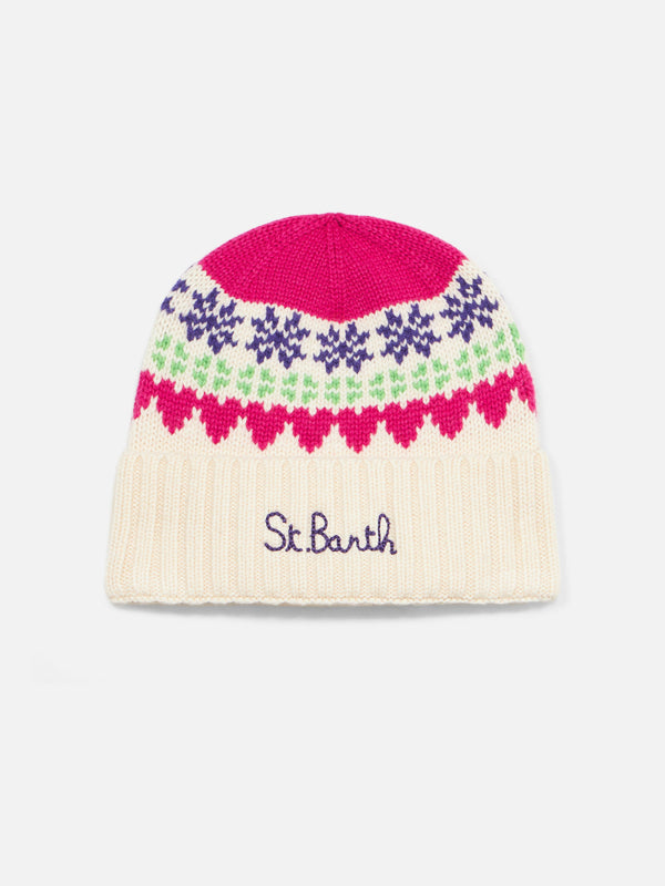 Woman white beanie with fair isle heart print