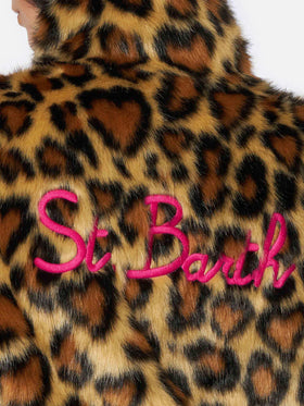 Kurzpelzjacke für Damen mit tierischem Herzdruck