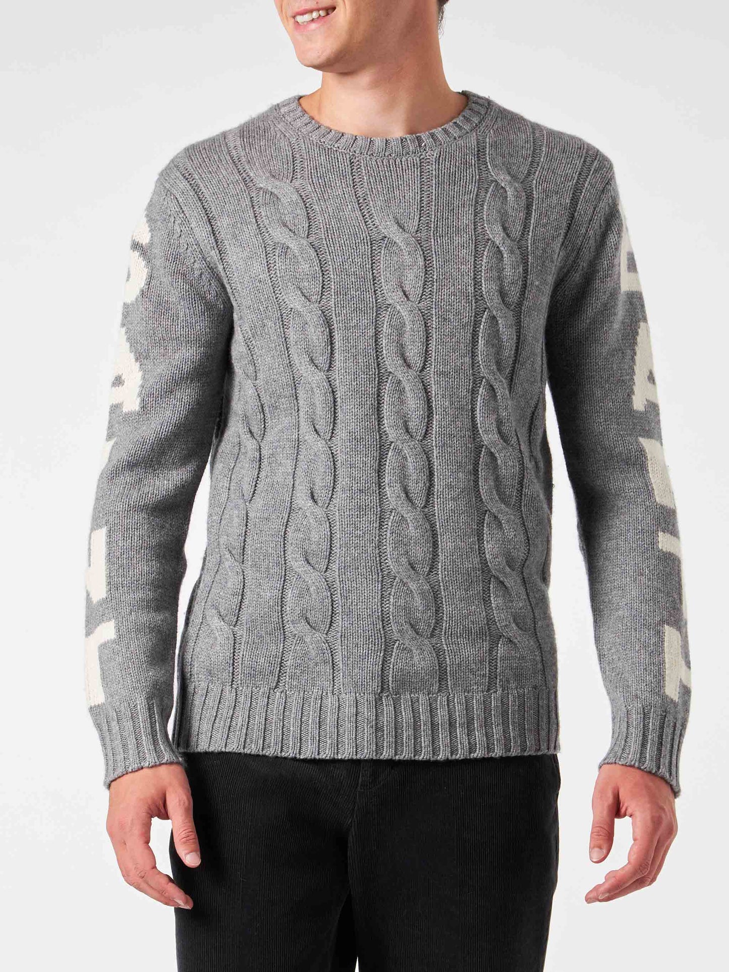 Maglione da uomo grigio intrecciato girocollo pesante