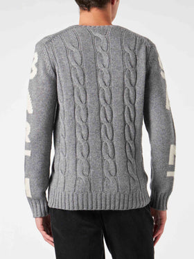 Maglione da uomo grigio intrecciato girocollo pesante