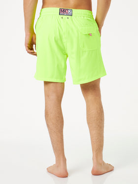 Komfort-Badeshorts für Herren in Neongelb