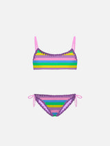 Bikini da bambina a bralette con righe multicolore