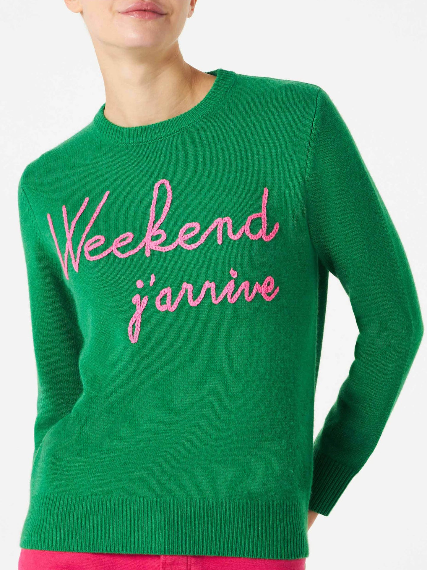 Maglione verde con ricamo Weekend j'arrive rosa fluo