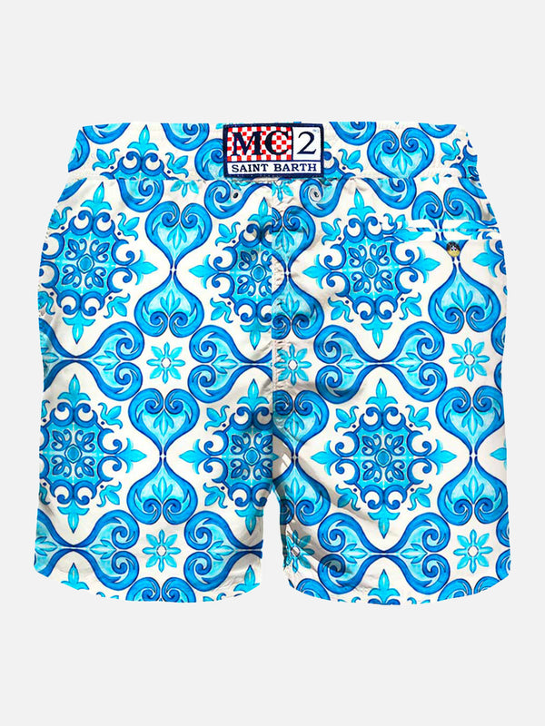 Herren-Badeshorts aus leichtem Stoff mit Majolika-Print