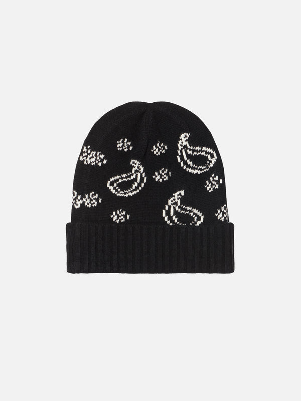 Man beanie with bandanna print