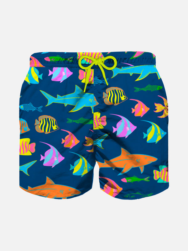 Blaue Badeshorts für Jungen mit buntem Fischmuster