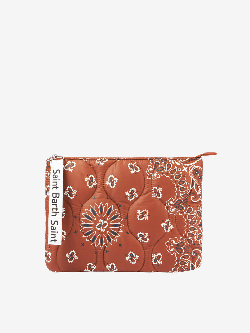 Puffer pochette with bandanna print