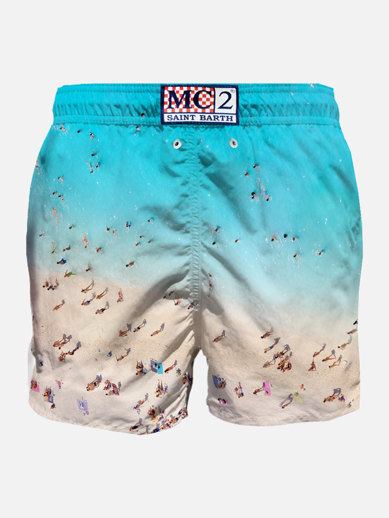 Foto-Badeshorts für Herren am Strand