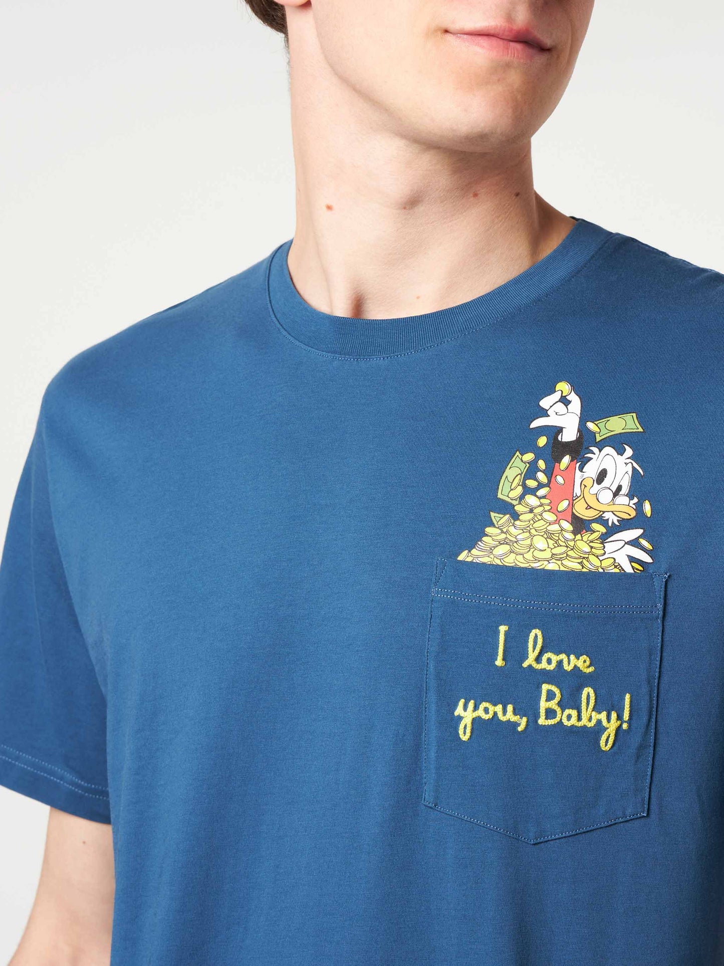 Herren-T-Shirt aus Baumwolle mit Stickerei | ©DISNEY SONDEREDITION