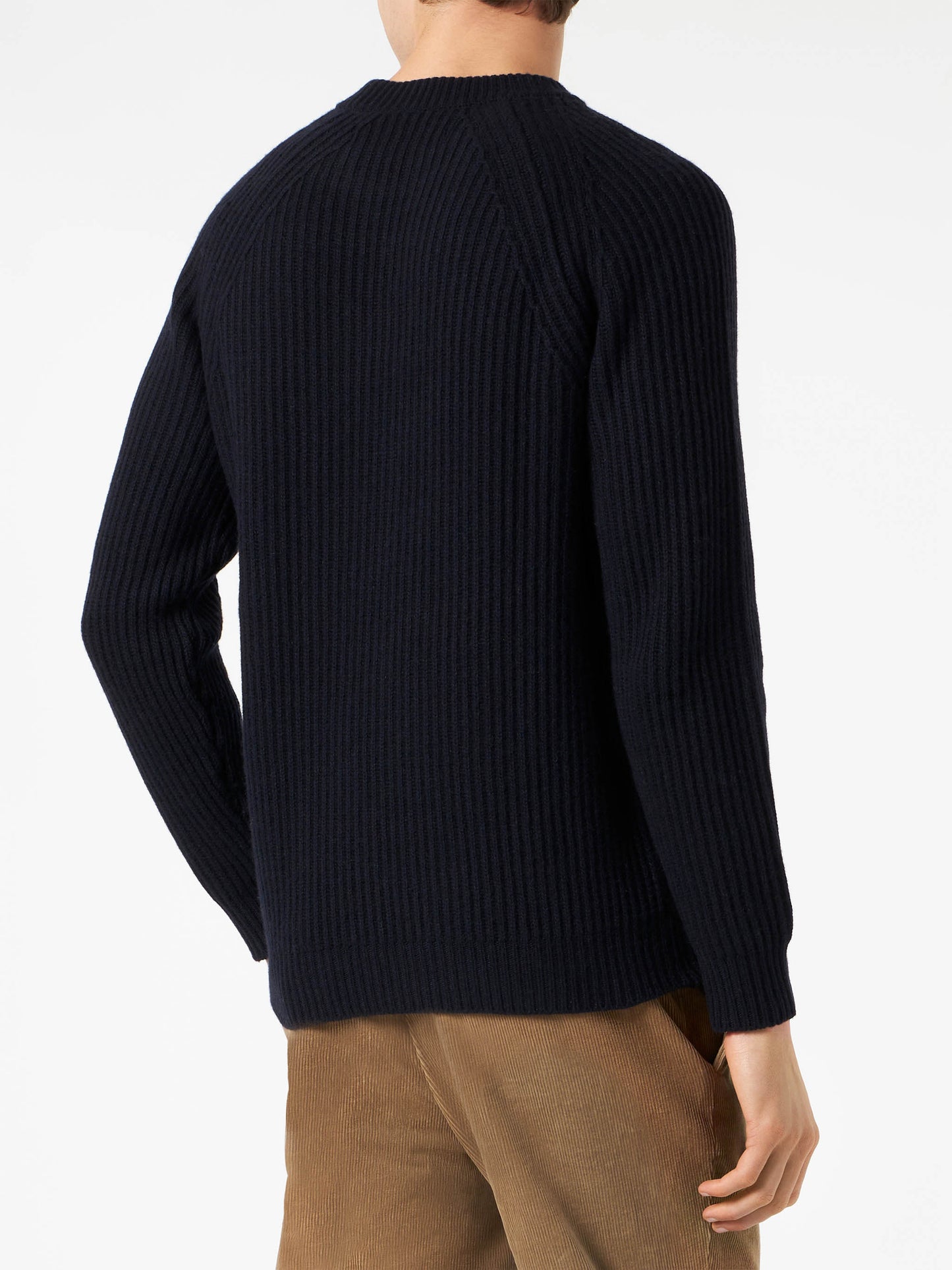Gerippter blauer Pullover