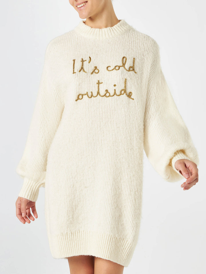Kleid aus gebürstetem Strick mit „It's cold Outside“-Stickerei