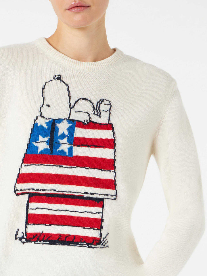 Woman sweater with Snoopy print | SNOOPY - PEANUTS™ SPECIAL EDITION