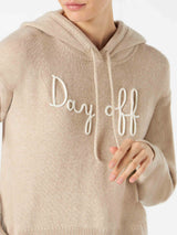 Kurz geschnittener Damen-Kapuzenpullover aus Strick mit „Day Off“-Stickerei